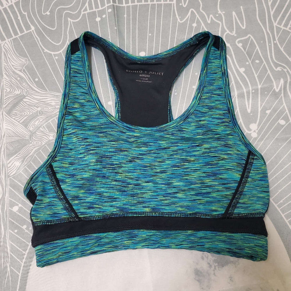 Romeo and Juliet Active Sports Bra, Size XS